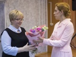 Уполномоченный по правам человека в НАО поздравила социальных работников с профессиональным праздником Уполномоченный по правам человека в НАО поздравила социальных работников с профессиональным праздником