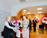 Уполномоченный по правам человека Лариса Свиридова поздравила с юбилеем работников и ветеранов Комплексного центра социального обслуживания