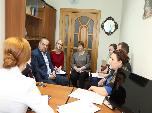 Лариса Свиридова провела совещание с профильными службами о порядке подтверждения состава семьи
