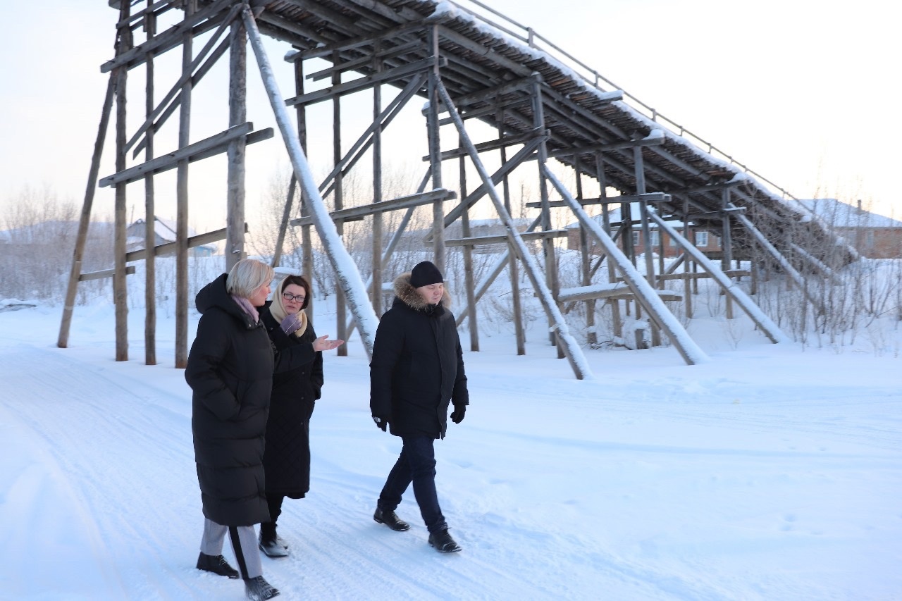 Региональный омбудсмен Екатерина Жданова посетила село Великовисочное